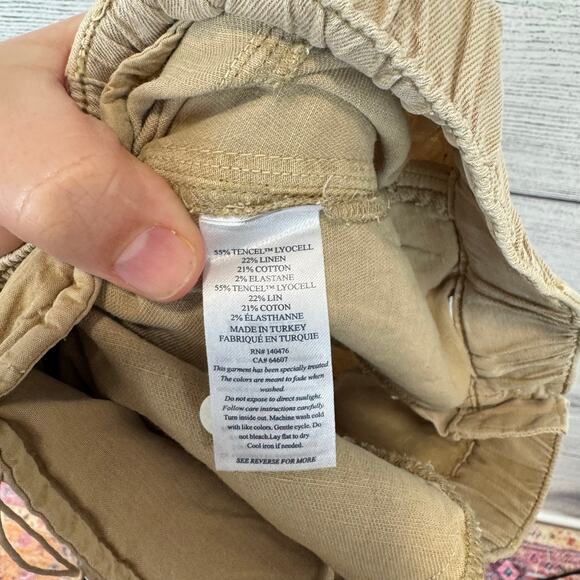 Faherty Women's Khaki Arlie Day Lightweight Cargo Pants Size Small - Picture 10 of 10